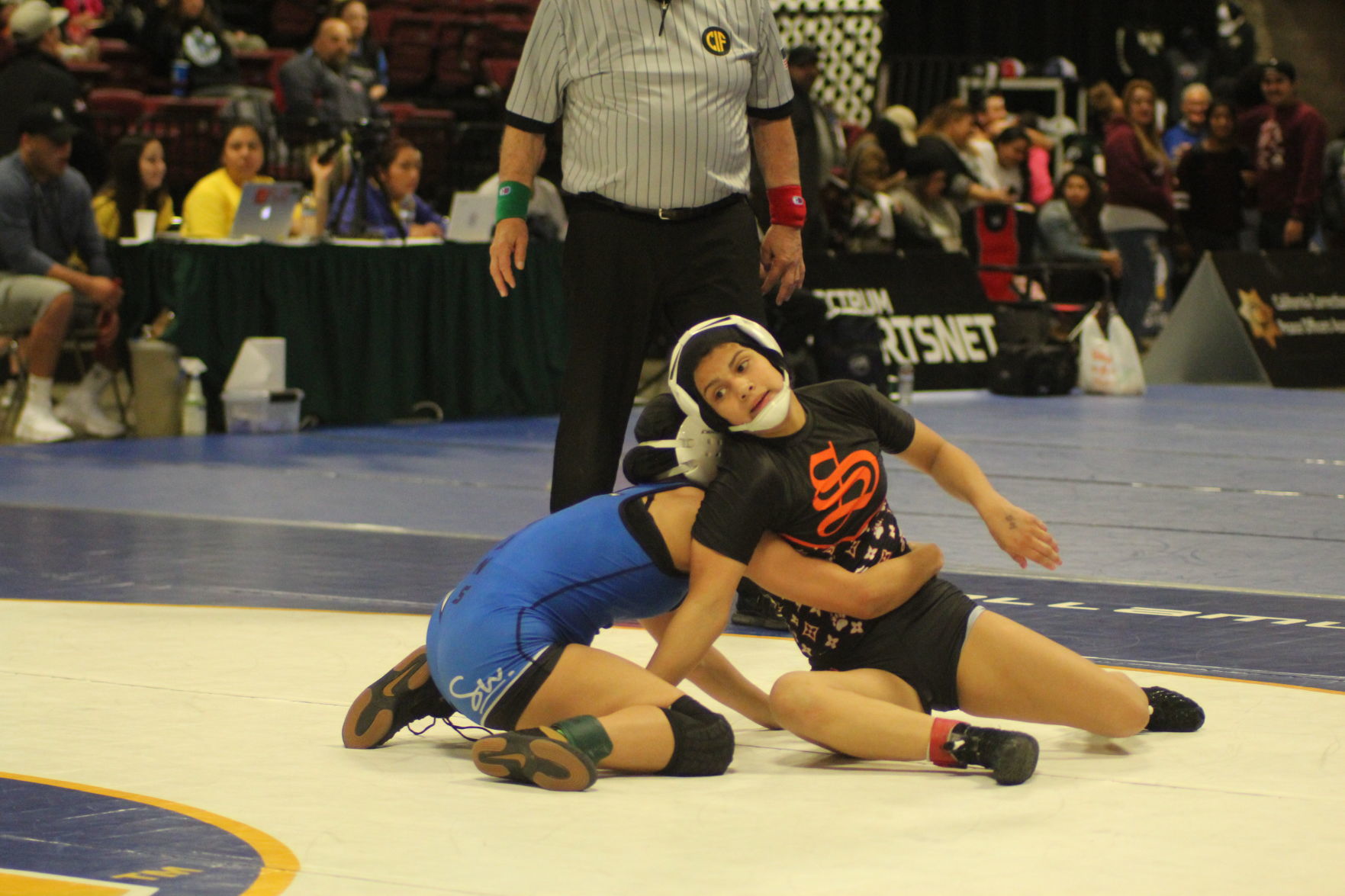 Selma girls wrestling: Melanie Mendoza